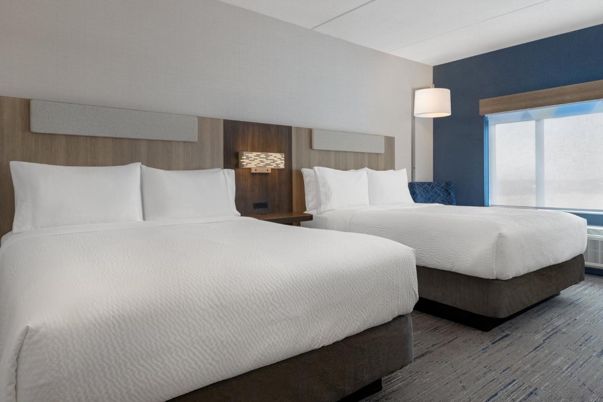 Holiday Inn Express & Suites St Thomas Сент-Томас Экстерьер фото