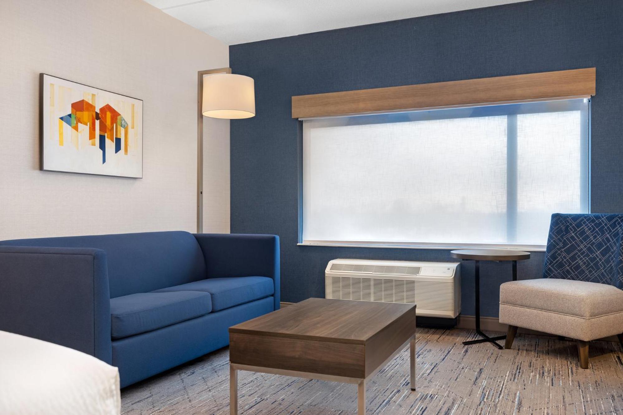 Holiday Inn Express & Suites St Thomas Сент-Томас Экстерьер фото