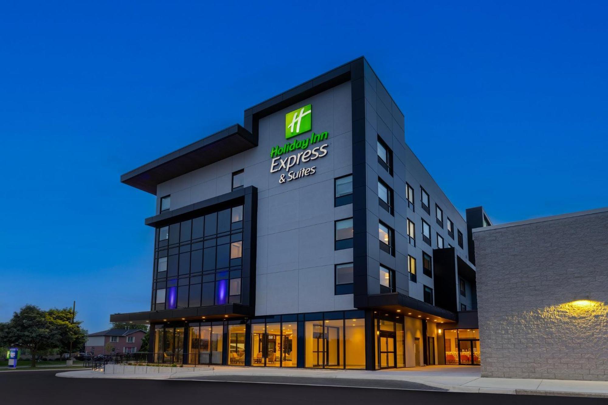 Holiday Inn Express & Suites St Thomas Сент-Томас Экстерьер фото