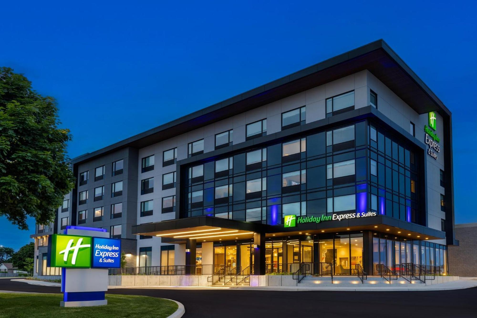 Holiday Inn Express & Suites St Thomas Сент-Томас Экстерьер фото